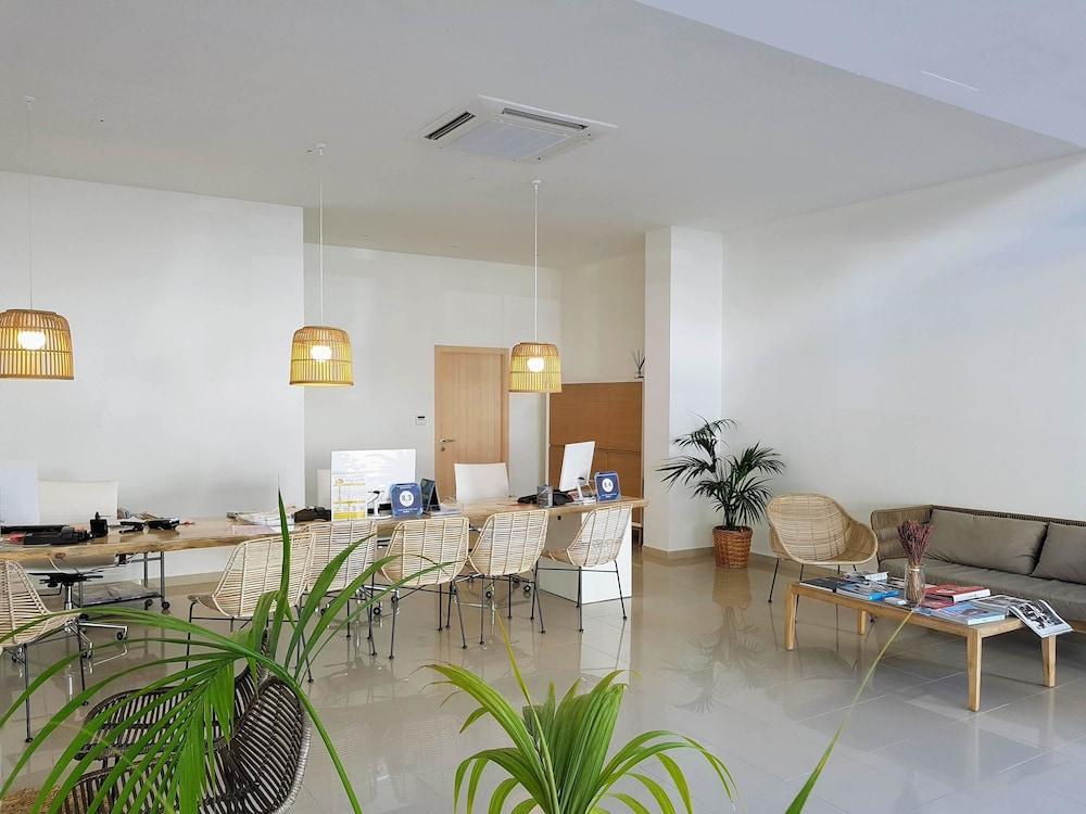 Avenida - Mc Hotel Cidade de Ibiza